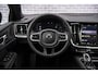 Volvo V60 2.0 T6 Plug-in hybrid AWD Ultra Dark | Panoramadak | Head Up Display | Donker Glas | Sportstoelen | Power Seats | Harman Kardon |