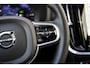 Volvo V60 2.0 T6 Plug-in hybrid AWD Ultra Dark | Panoramadak | Head Up Display | Donker Glas | Sportstoelen | Power Seats | Harman Kardon |