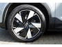 Volvo EX40 Single Motor Extended Range Ultra 82 kWh *Wordt verwacht* Panoramadak | Trekhaak | 19 inch lichtmetalen velgen | Microtech/Nubuck bekleding | Elektrisch verstelbare voorstoelen | Stoel- & Stuurwielverwarming | Harman Kardon audio