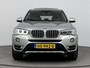 BMW X3 xDrive20i High Executive | Innovation-pakket | xLine | achteropkomend verkeer waarschuwing | airco automatisch | alarmsysteem | bi-xenon koplampen | bots herkenning en activatie | cruise control | lederen bekleding | lichtmetalen velgen 17" | navigatiesysteem full map + hard disk | voorstoelen verwarmd | elektrisch glazen panorama-dak |