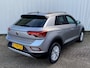 Volkswagen T-Roc 1.5 TSI Life Business Carplay / Stl.verw