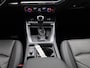 Audi Q3 35 TFSI S edition 150 PK | S-line | Automaat | Camera | Cruise control | Leder interieur | Navigatie | Trekhaak | Audi smartphone interface | Stoelverwarming | Parkeersensoren | Lichtmetalen velgen | Privacy glas |