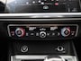 Audi Q3 35 TFSI S edition 150 PK | S-line | Automaat | Camera | Cruise control | Leder interieur | Navigatie | Trekhaak | Audi smartphone interface | Stoelverwarming | Parkeersensoren | Lichtmetalen velgen | Privacy glas |