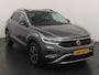 Volkswagen T-Roc 1.0 TSI 110 pk Life Business | Navi | Clima | LED | Stoelverwarming | 4 seiz. banden | Privacy glass