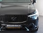 Volvo XC60 2.0 T6 Plug-in hybrid AWD Plus Black Edition | Harman Kardon | Panoramadak | Leer | Stoelverwarming Voor en Achter | 360° Camera | Stuurwielverwarming | Apple CarPlay/ Android Auto