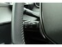 Peugeot e-208 EV Allure 50 kWh | Stoelverwarming | Cruise control | Airco | Navigatie | Parkeersensoren | Laadkabel inbegrepen | Centrale deurvergrendeling | forward collision warning-systeem