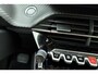 Peugeot e-208 EV Allure 50 kWh | Stoelverwarming | Cruise control | Airco | Navigatie | Parkeersensoren | Laadkabel inbegrepen | Centrale deurvergrendeling | forward collision warning-systeem