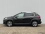 Peugeot 2008 1.2 PureTech 110pk EAT Allure | Parkeersensoren achter | Carplay | Glazen panoramadak | Cruise control | Trekhaak 1250 kg |