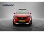 Peugeot e-2008 Allure 50 kWh - Digital Cockpit, Panorama, Carplay, Camera, Navi, Cruise, Stoelverw. SOH 87,8%