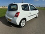 Renault Twingo 1.2-16V Authentique incl nw apk garantie beurtje ! met airco & trekhaak !