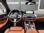 BMW 5-Serie Touring 530i High Executive M-Sport / Panorama / Trekhaak / 360 Camera / Head-Up / LED