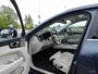 Volvo XC60 2.0 T8 PHEV AWD Ultimate Bright BOMVOL | TREKH. | LUCHTVERING | BOWERS & WILKINS | PANO | LEER