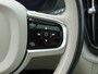 Volvo XC60 2.0 T8 PHEV AWD Ultimate Bright BOMVOL | TREKH. | LUCHTVERING | BOWERS & WILKINS | PANO | LEER