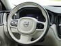 Volvo XC60 2.0 T8 PHEV AWD Ultimate Bright BOMVOL | TREKH. | LUCHTVERING | BOWERS & WILKINS | PANO | LEER