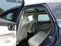 Volvo XC60 2.0 T8 PHEV AWD Ultimate Bright BOMVOL | TREKH. | LUCHTVERING | BOWERS & WILKINS | PANO | LEER