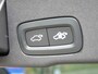 Volvo XC60 2.0 T8 PHEV AWD Ultimate Bright BOMVOL | TREKH. | LUCHTVERING | BOWERS & WILKINS | PANO | LEER