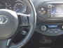 Toyota Yaris 1.5 Hybrid Bi-Tone | Camera | LM Velgen |