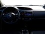 Toyota Yaris 1.5 Hybrid Bi-Tone | Camera | LM Velgen |