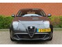 Alfa Romeo MiTo 0.9 TwinAir 101pk Distinctive | NL-auto | Climate control | Cruise control | Lederen bekleding | Navigatie | Parkeersensoren | Lichtmetalen velgen |