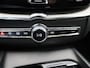 Volvo XC60 T6 PHEV Plus Dark Aut. | TREKHAAK | PANO-SCHUIFDAK | STOEL-STUURWIELVERWARMING | LEER | CAMERA | NAVIGATIE