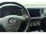 Volkswagen T-Roc 1.0 TSI Style | Climate control | Trekhaak | Park pilot achter | Stoel verwarming | Telefoon koppeling |