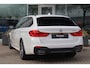 BMW 5-Serie Touring (g31) 520i M-Sport 184pk | Camera | Pano | Cruise | Climate | Memory | Carplay | LED | Trekhaak