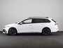 Volkswagen Golf variant R-Line-Edition 1.5 eTSI 116 pk Automaat (DSG) | Verlengde garantie | Navigatie | Parkeersensoren | Rondomzicht camera | Stoelverwarming | Matrix LED koplampen | R-Line |