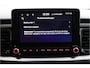 Kia Stonic 1.0 T-GDi MHEV DynamicPlusLine - Climate Control - Stoel/Stuurverwarming - DAB - Apple Carplay/Android Auto - Navigatie - Fabrieksgarantie tot en met 06-02-2032