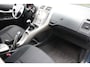 Toyota Auris 1.6-16V Luna Business - TREKHAAK - NAVIGATIE - 5-DEURS