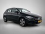 Mercedes-Benz B-klasse 250 e Plug-In Hybride Trekhaak | Parkeerpakket met achteruitrijcamera | Ledkoplampen | Easy Pack Achterklep | Stoelverwarming. Inclusief 24 maanden MB Certified garantie voor Europa.