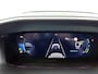 Peugeot e-2008 SUV EV GT Pack 50 kWh 136pk | Navigatie | Schuif-/kanteldak | Achteruitrijcamera | Stoelverwarming | Full Led koplampen | 3D Cockpit | Leder/Alcantara | Keyless | Adaptieve Cruise Control | Dodehoeksensor | Apple Carplay / Android Auto | DAB+ radio | Donker getint glas | 18" lichtmetalen velgen |