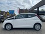 Toyota Aygo 1.0 l CARPLAY l CAMERA l CRUISE l RIJKAAR!