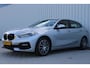 BMW 1-Serie 116i High Executive | Incl. 12 maanden garantie | Stoelverwarming | Apple Carplay & Android Auto | WIFI | Climate Control | Hill Hold | Elektrisch verstelbare stoelen |