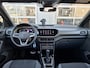 Volkswagen T-Cross 1.0 TSI R-Line | Navigatie/Android/Apple Carplay | LM Velgen 18" | Cruise Control Adaptief | PDC voor en Achter+ Camera Achter | R-Line Exterieur | Airco |