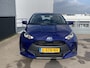 Toyota Yaris 1.5 Hybrid Active Navigatie, nieuw geleverd, Carplay, Achteruitrijcamera, Adaptieve cruise control, Climate control