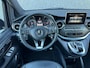 Mercedes-Benz V-klasse 300d AMG lang DC | Pano | Trekhaak | Dodehoek assistent | Burmester | ACC | Rijstrook assistent | 360° |