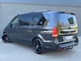 Mercedes-Benz V-klasse 300d AMG lang DC | Pano | Trekhaak | Dodehoek assistent | Burmester | ACC | Rijstrook assistent | 360° |