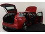 Volvo V60 T4 AUT. MOMENTUM PRO -BLIS|TREKHAAK|19"|ADAP.CRUISE|VERW.VOORSTOELEN|CARPLAY