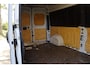 Fiat Ducato 35 2.3 MultiJet L3H2 2021 | 1e Eigenaar | Elektrische Laadklep | Achteruitrij Camera | Dealer Onderhouden | Cruise Control | Navigatier | Airco | Climate Cointrol | Nationale Autopas