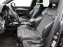 Audi Q5 55 TFSI e S edition 367 PK | Automaat | Trekhaak | Stoelverwarming | Stuurverwarming | Adaptive Cruise Control | Apple Carplay | Android Auto | Parkeersensoren | Elektrisch inklapbare spiegels | Elektrische achterklep |