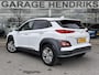 Hyundai Kona Electric EV Fashion 64 kWh | SOH: 96,8% | Sky PANO Dak | HUD | Dodehoek Detectie | LED