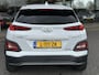 Hyundai Kona Electric EV Fashion 64 kWh | SOH: 96,8% | Sky PANO Dak | HUD | Dodehoek Detectie | LED