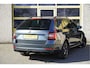 Skoda Octavia Combi 1.0 TSI Sport Plus Business BJ2020 Lmv 17" | Led V+A | Pdc | Trekhaak | App-Connect | Navi | Climate control | Cruise control | Sportstoelen | Sportstuur | Zwarte hemel | Extra getint glas