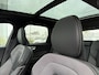 Volvo XC60 2.0 T6 Plug-in hybrid AWD Plus Black Edition | Adaptieve Cruise Control | Panoramadak | Harman Kardon Audio | Stoel-/Stuur-/Voorruitverwarming | Dodehoek Detectie | 360° Parkeercamera |