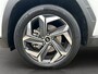 Hyundai Tucson 1.6 T-GDI 265pk PHEV Premium 4WD (299,- p/m Demo Deal!) | Leder | Carplay | Climate | Keyless | Navigatie | Elek. Klep | Full - Led | 360 Camera | KRELL Audio | Elek. Stoelen | 19" Lichtmetaal | Winterpakket | Stoelventilatie | Dodehoek Detectie