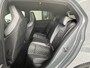 Volkswagen Golf 1.5 eTSI R-Line Business | Stoelverwarming | Navigatie | Achteruitrijcamera | Adaptive Cruise Control |