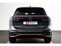 Volkswagen Tiguan 1.5 eHybrid R-Line Trekhaak - Panoramadak - Adaptieve cruise control - Winterpakket - 360 graden-camera - Achterruitrijcamera - Dodehoeksensor - Stoelverwarming voor - Elektrische achterklep -
