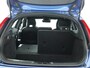 Volvo V40 2.0 T2 R-Design | Panorama dak | Camera | PDC | Elektrisch verstelbare stoel | Navi
