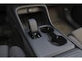 Volvo EC40 Single Motor Extended Range Ultra Black Ed. 82 kWh - Panoramadak - IntelliSafe Assist & Surround - 360º Camera - Harman Kardon audio - Verwarmde voorstoelen, stuur & achterbank - Parkeersensoren voor & achter - Elektr. bedienb. voorstoelen met geheugen links - Draadloze tel. lader - Extra getint glas - 20' LMV