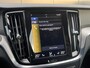 Volvo S60 2.0 B3 R-Design | Stoel en stuurwiel verwarming | Sportstoelen | Adaptieve Cruise control | BLIS | Trekhaak semi elektrisch | Apple carplay/Android auto |